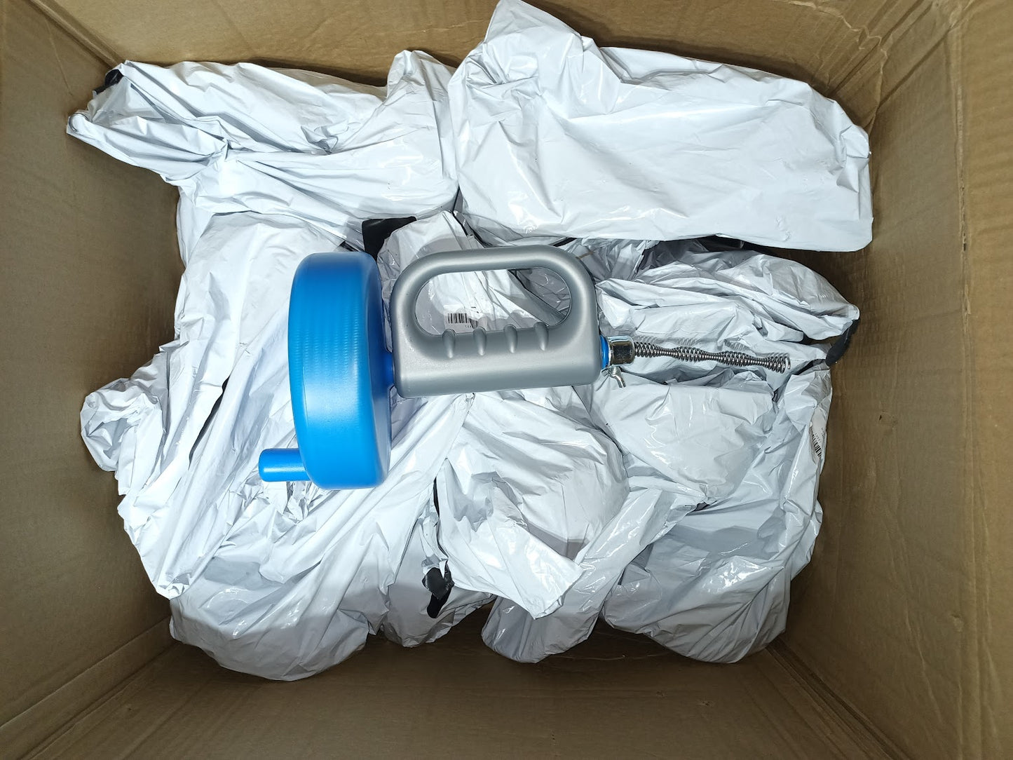 배수구 이물질 제거