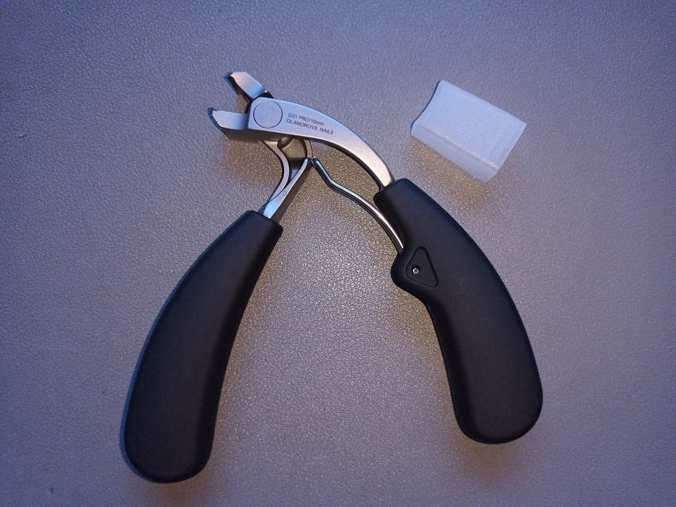(신품) QLAMORV8 G31 PRO 손/발톱깎기